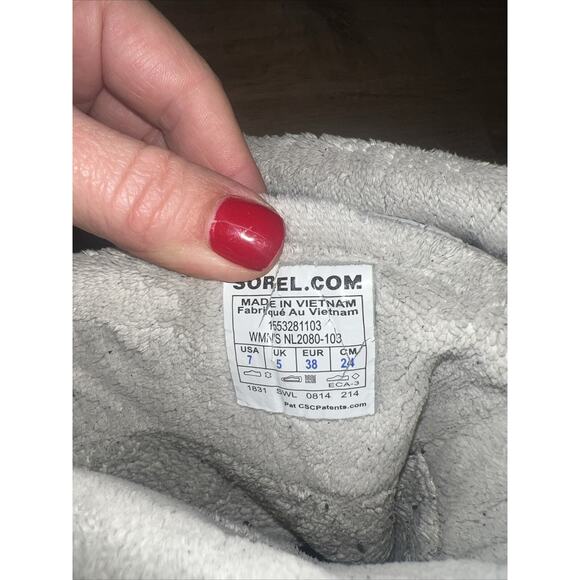 Sorel Glacy Womens Sz 7 Boots Beige Snow Winter Fleece Lining Quilted Waterproof - Picture 4 of 6